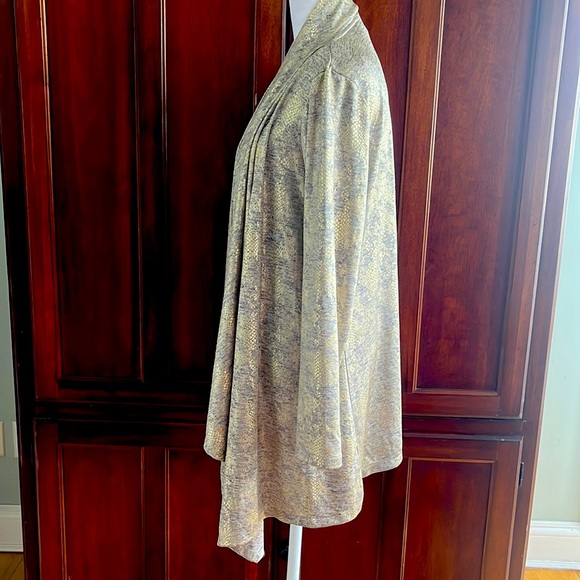 Calvin Klein Long Sleeve Gold Metallic Waterfall Cascading Flyaway Cardigan. - Picture 4 of 10